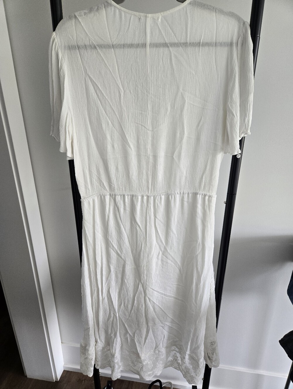 Maurices White Boho Lace Hem Dress Short Sleeve V-Neck Women LARGE - Picture 5 of 6